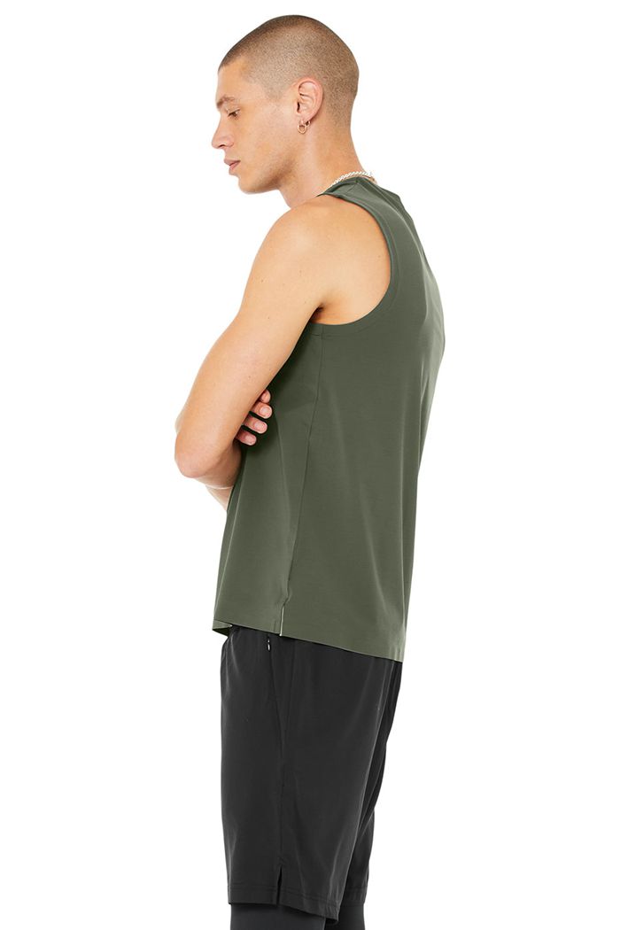 Alo Yoga Idol Performance Tank Tops Herr Mörkgröna | 5813940-GK