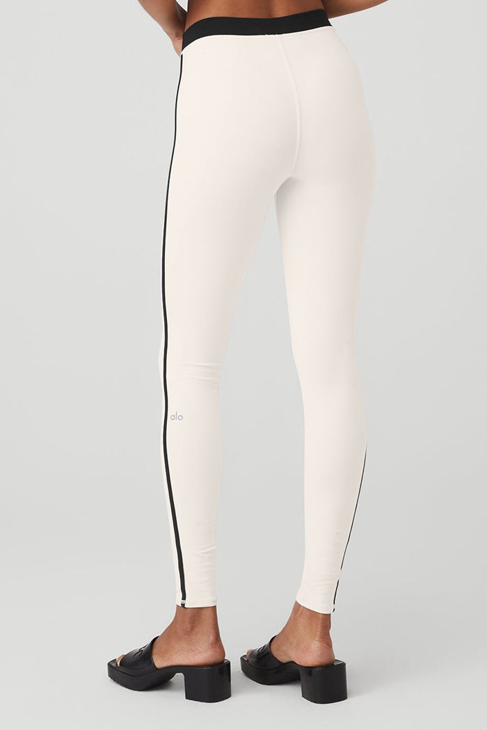 Alo Yoga Airbrush High-Midja Stream Fodrade Leggings Dam Vita Svarta | 9421853-MQ