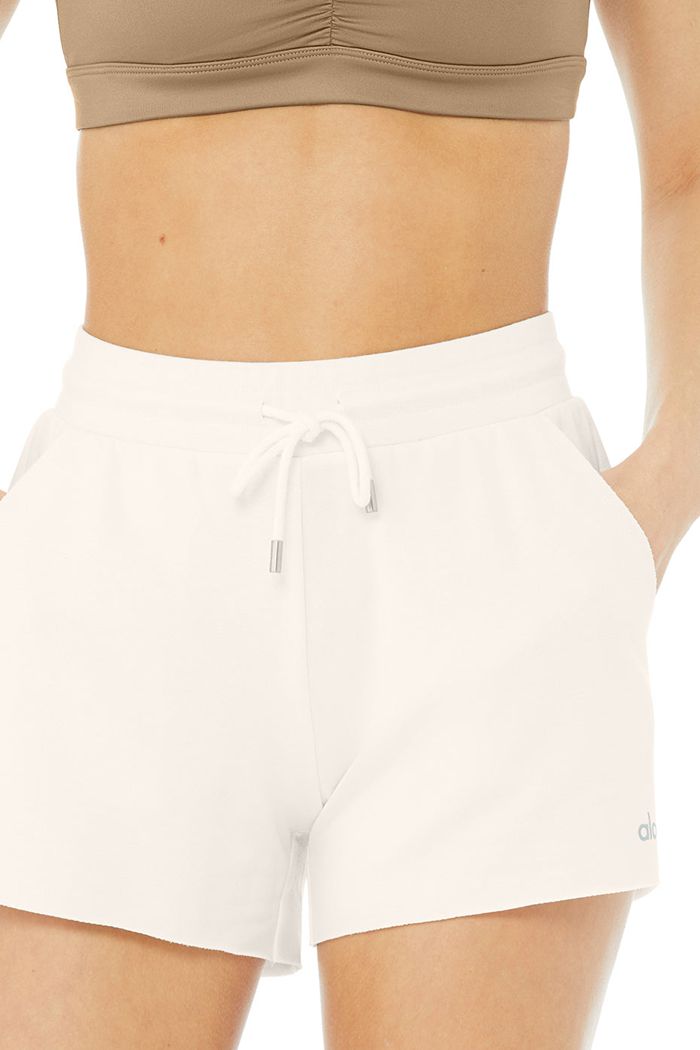 Alo Yoga Dreamy Short Dam Vita | 9416358-DJ