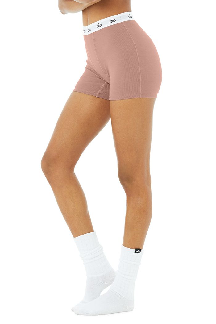 Alo Yoga Icon Ribbed Boy Short Dam Mörkröda | 1052893-TN