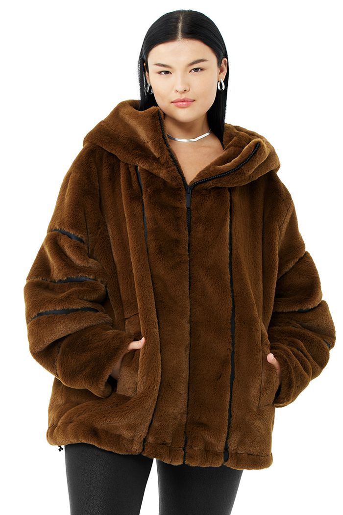 Alo Yoga Knock Out Faux Fur Jacka Dam Choklad | 6958017-HT