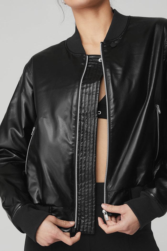 Alo Yoga Night Life Bomber Jacka Dam Svarta | 9624508-NM