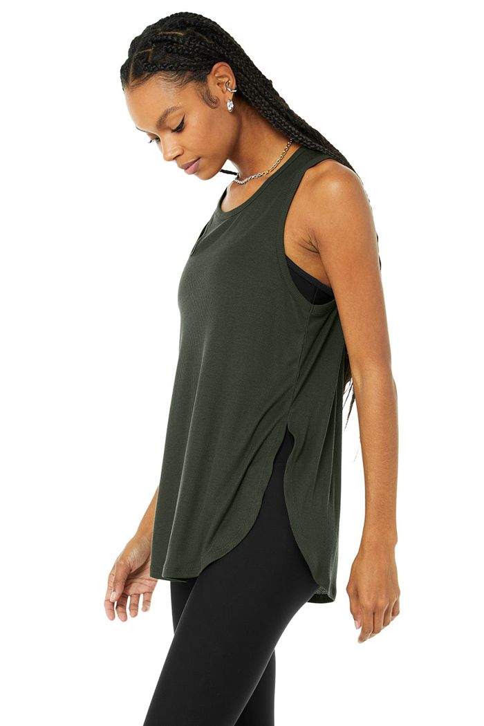 Alo Yoga Ribbed Peak Tank Tops Dam Mörkgröna | 8325194-NX