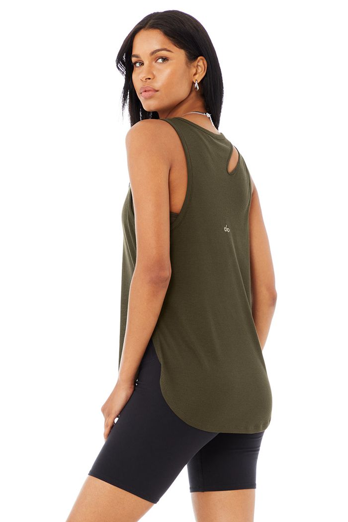 Alo Yoga Ribbed Peak Tank Tops Dam Mörkolivgröna | 3720154-GP