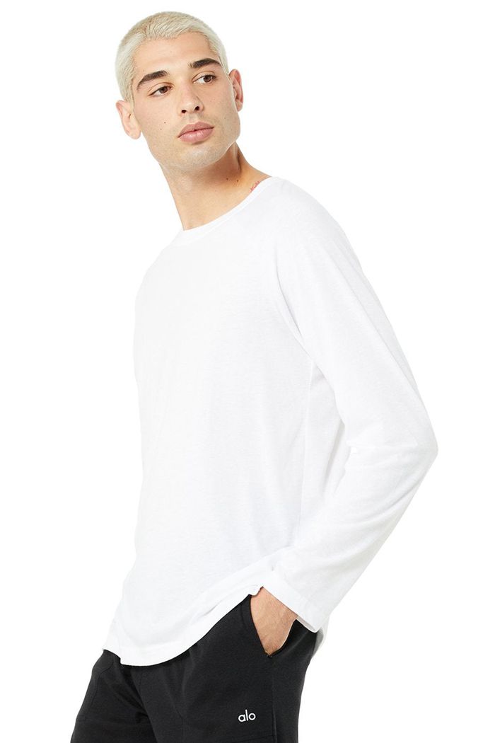 Alo Yoga Triumph Tee Long Sleeve Herr Vita | 4235906-GZ