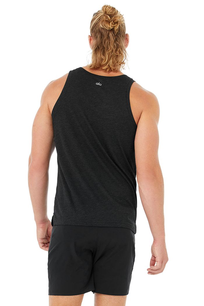 Alo Yoga Triumph Väst Herr Svarta | 1756283-XL